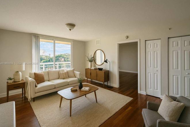 Living Room - SEYBOLD POINTE CONDOMINIUM