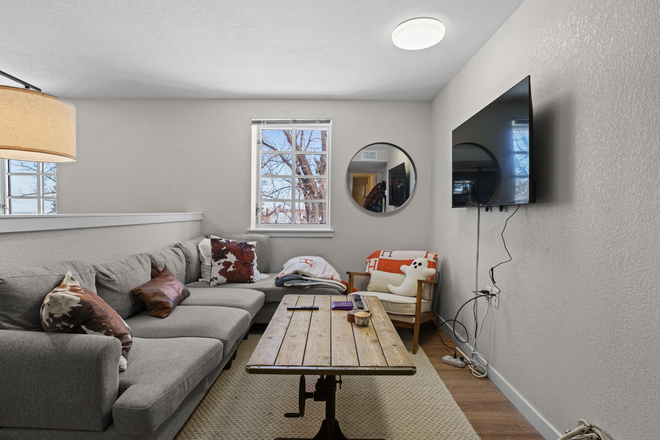 Living room - 891 Exchange - 3B/2B's On The Hill!