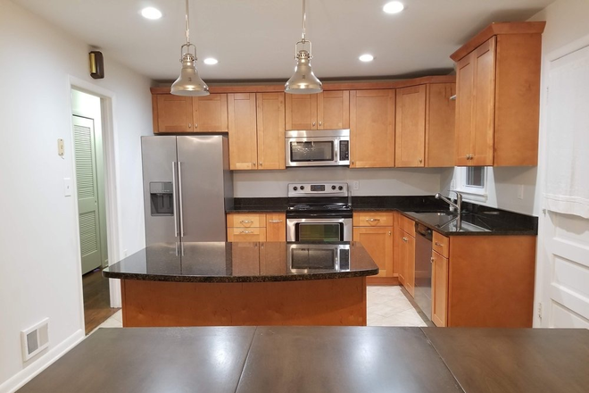 Kitchen - Furnished rooms across UMD campus House