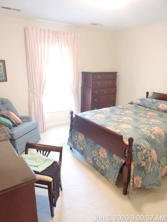  - * RE-RENTAL AVAILABLE 7/15/26 * 3 Bedroom 2.5 Half Bath Townhouse with 2 Car Garage