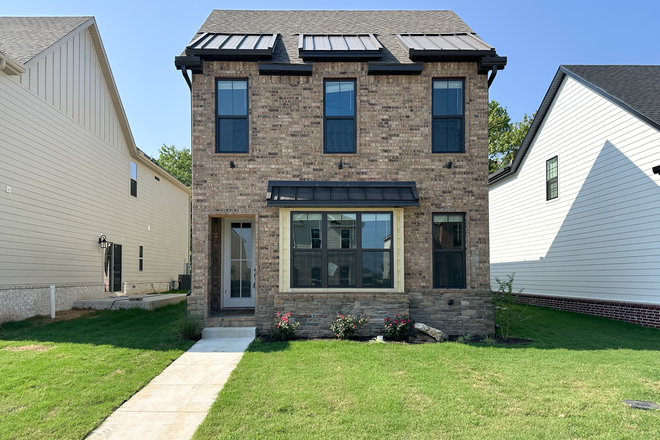 Exterior - Home Close to Campus