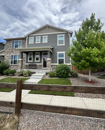 Outside Street View - **TWO ROOMS AVAILABLE*** in New Townhouse near AMC! 428 S Ouray