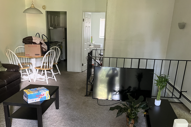 Living Room - Bedroom Sublet for Summer! (GIRLS ONLY)