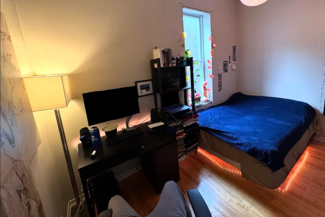 Room - Spacious Room in Tri-Taylor (Sublease with ability to renew lease) Apartments