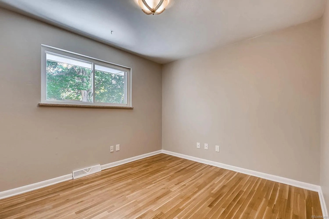 Available bedroom - Bedroom with private bath available 7/1 in peaceful home 7 min from DU with backyard and fireplace