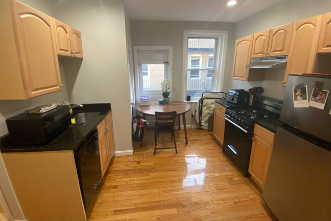 Kitchen - Versatile 1-Bed Split: Use as 2 Bedrooms on Hanover Street! Apartments