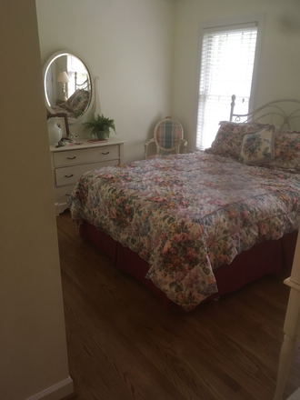 Landscape Private Room - Male Room at Reddington's Home