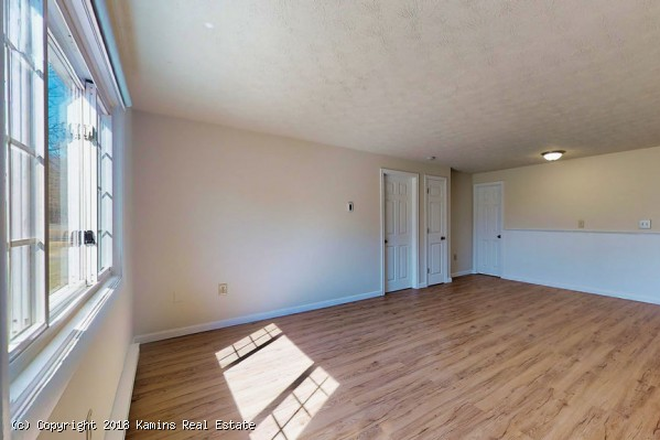 Bedroom - Colonial Village Apartments - 1-bedroom