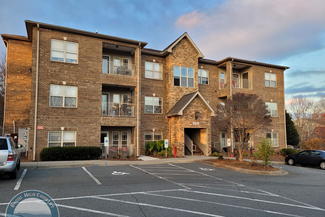 Photo - Convenient Boone Living – 3BD/3BA at Pine Ridge Condos