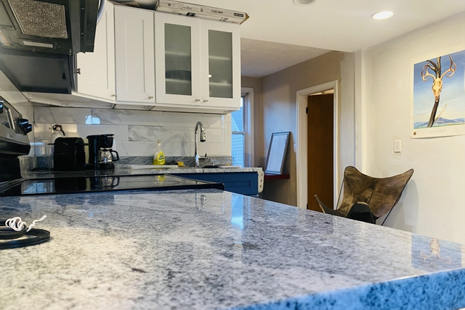 1 - SEPT 2026 – Charming East Cambridge 1 Bed with In-Unit Laundry & Hardwood Floors! No Broker Fees! Apartments