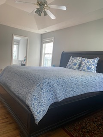 MASTER BEDROOM , very spacious - CONVENIENCE & COMFORT - A PEACEFULL PLACE TO LIVE House