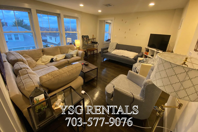 Living Room - 4bd/2ba Spacious Room In Mission Hill Apt Patio Access And In Washer&Dryer