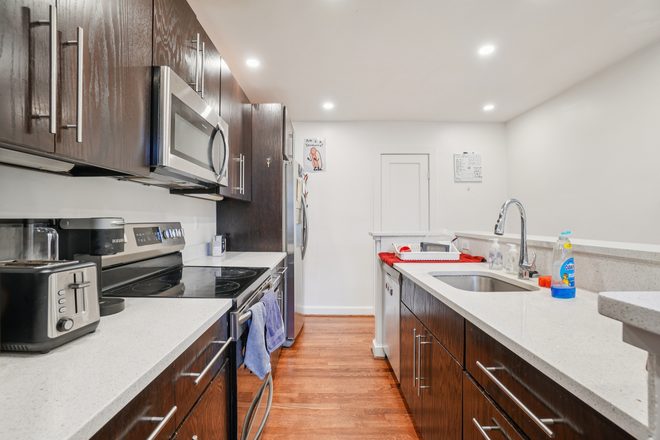 Kitchen - 8305 48th Ave House