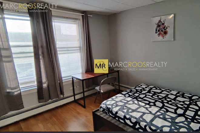 Bedroom - SPRING 2026 + SUMMER SUBLET: Private Room in Shared Apartment on Mission Hill