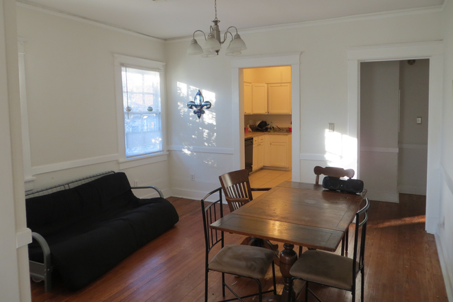 Dinning Room - 3 Bedroom House