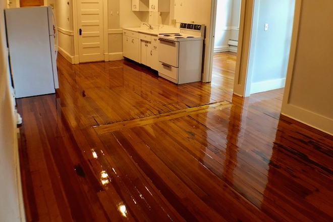 Kitchen/living room - 7/1/26 2 bdrm, large living/dining area,  tile bathroom, custom closets