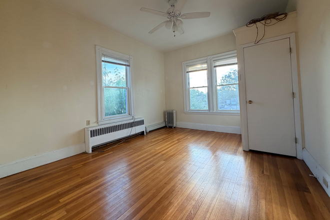 Large Bedroom - Large & Sunny 2BR Avail Sept 1st , HEAT INCL - Inman/Central/Kendall Sq Apartments