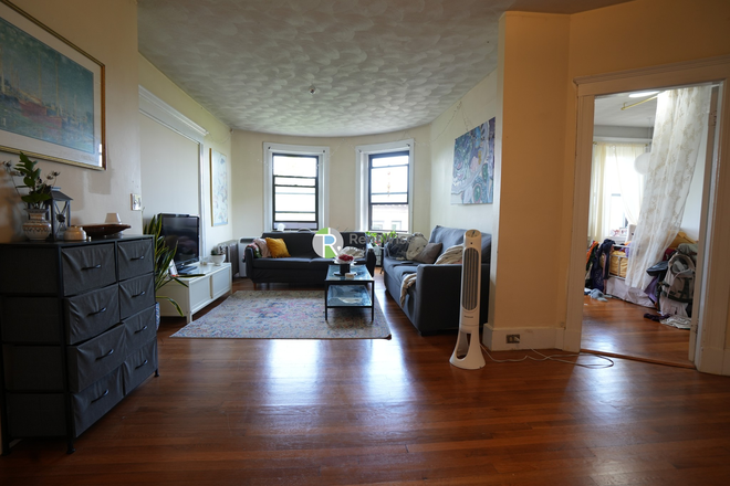 1 - SEPT 2026-Amazing Washington Sq 4 bed, H/HW inc. Pet friendly. No Fee! Apartments