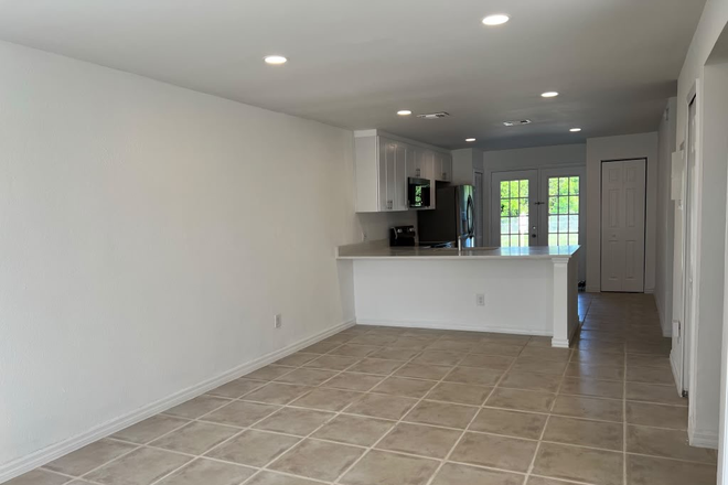 kitchen and living space - Sussex Place Townhome