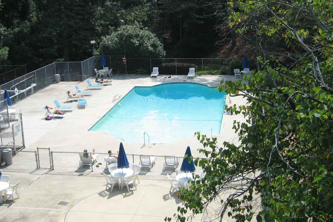 Pool - Harwood 3/2 treetop condo in quiet complex with pool. Across the Street from Emory. Easy walk to CDC