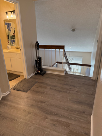 2 Fl. Common bath/entry way - Conveniently located near UCR, 3 miles away.  4 bedrooms & 3 bathrooms single family home.