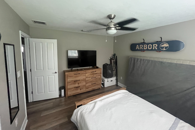 Bedroom 1 - 1225 SW 9th Ave 4X2 House