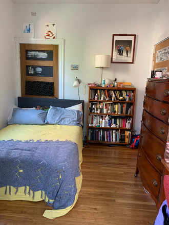 Bedroom in quiet rear of home. Can come furnished (different furnishings pictured) - Summer rental in quiet shared home