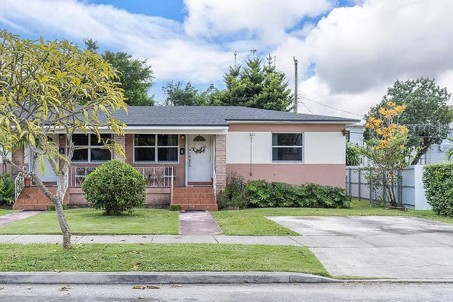 Outside Street View - Looking for a roommate for the master bedroom in our 3 BR house
