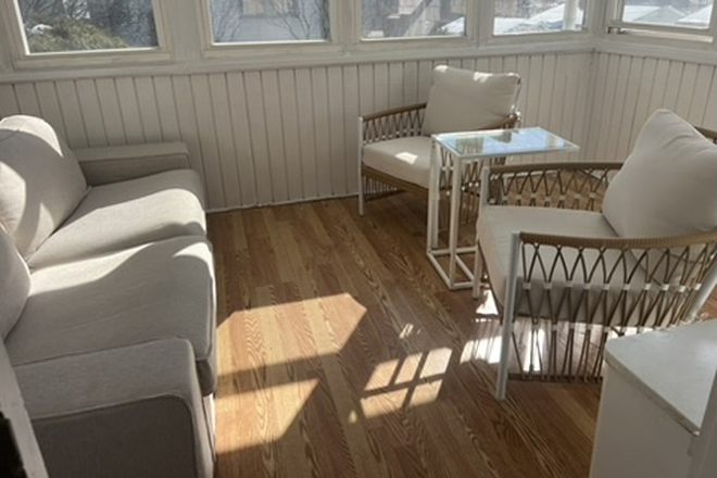 Sunroom - Spacious Furnished 2-Bedroom Brighton with Yard Duplex