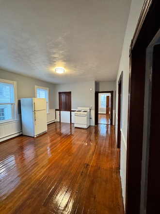 Kitchen - Large 3 bedroom walk to campus Apartments