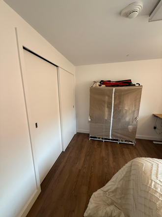 Bedroom 1 - Fully furnished 3 Bed 1 Bathroom on HBS Campus