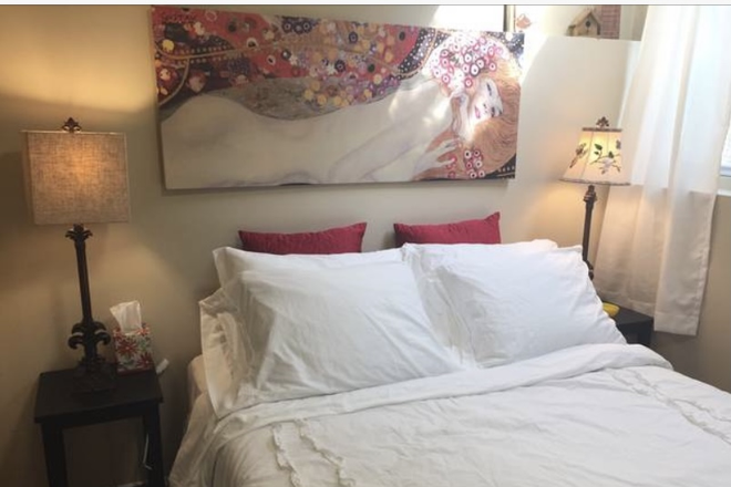 Bedroom - Berkeley Hills /One bedroom (Furnished)/ Great Location