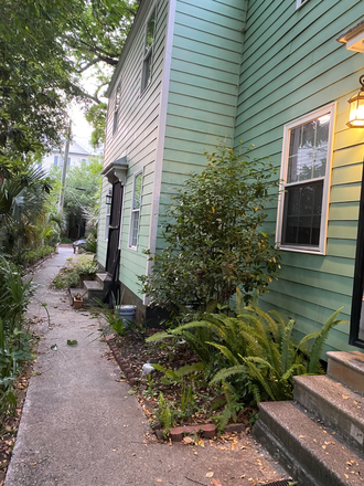Entrance area to the apartment - Townhouse 3 blocks to MUSC Avail July 15, 2025.   kitchen / 1bedroom1bathroom/ living