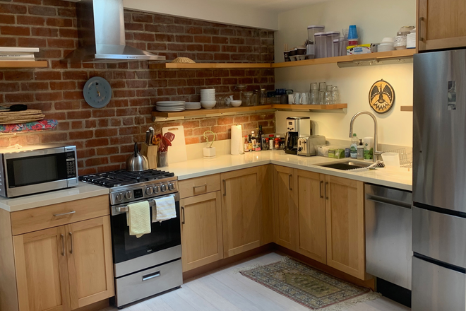 Kitchen - Fully furnished, lovely 730 sq. ft. Elmwood garden cottage, all utilities included, ideal location