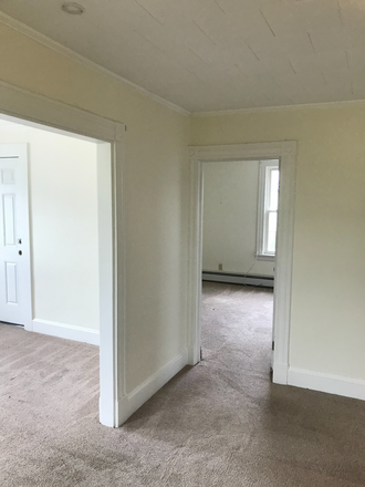 living space - beautiful  large 4 bedroom units just renovated Apartments