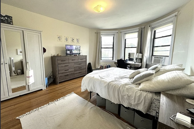 Bedroom - One Bedroom in 4bed/1bath for Summer Sublease