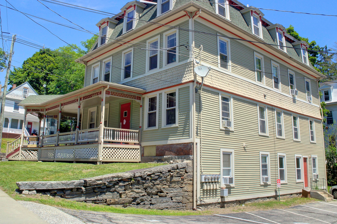 324 Valley - 4 Bedroom Apartment For Rent