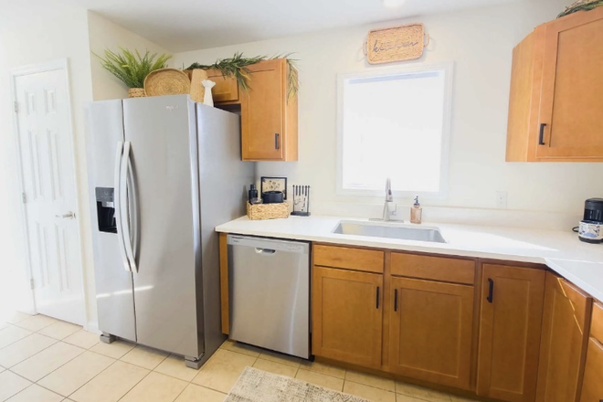 Kitchen - The Villas at Happy Valley