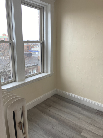 Visit hubrealtyproperties.com - Handy studio, on 57 bus in Allston Apartments