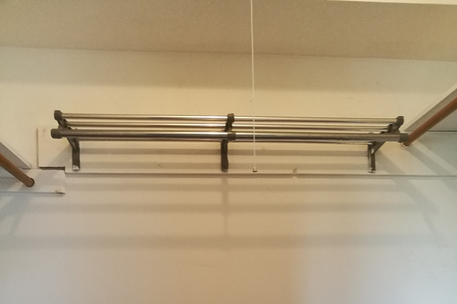 Walk-in closet - 1BR apt-Aspen Dr-Plainsboro