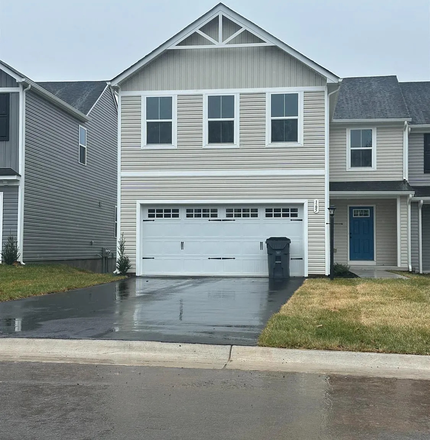 Outside of the house - Housing close to campus