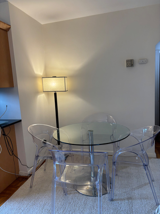 Dining area for 4. - Comfortable, convenient studio one block from Cleveland Park Metro (Red Line) Condo