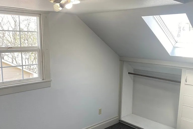 top floor bedroom, slanted ceilings but cool space - 2243A