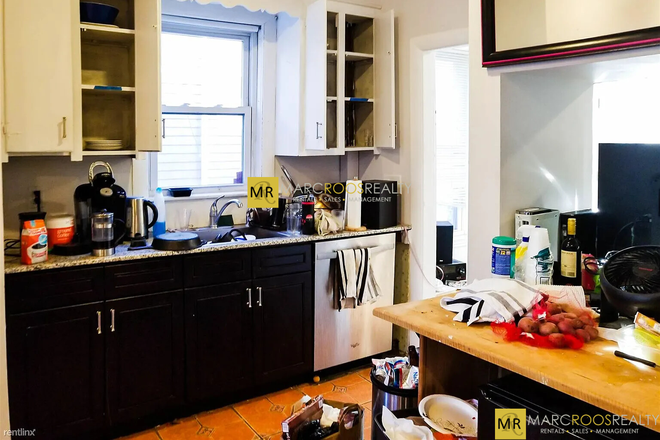 Call NOW for showings! 617-236-8600 - COLLEGE AVE - *NO FEE* 4BR/1BA NEAR TUFTS AVAIL *6/1/2026* W/ LNDRY IN BLDNG, EIK, DW, 1 PRKNG INC! Apartments