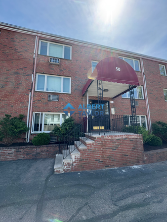 Exterior - Gut-Renovated 2 Bedroom in Jamaica Plain!! Apartments