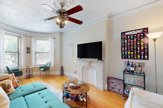Living Room 1 - Great 3-bedroom apartment 2 blocks from NEU Quest Properties