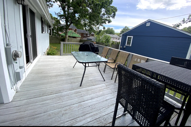 Porch - 97 Tupelo Trail- '25-'26 Academic Year