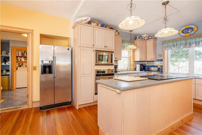 Kitchen - The Bunker House