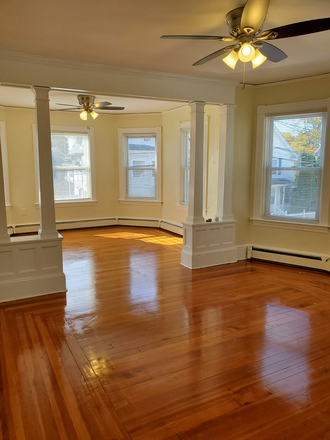 Dining Room / Parlor - Oak Hill Neighborhood Apartments