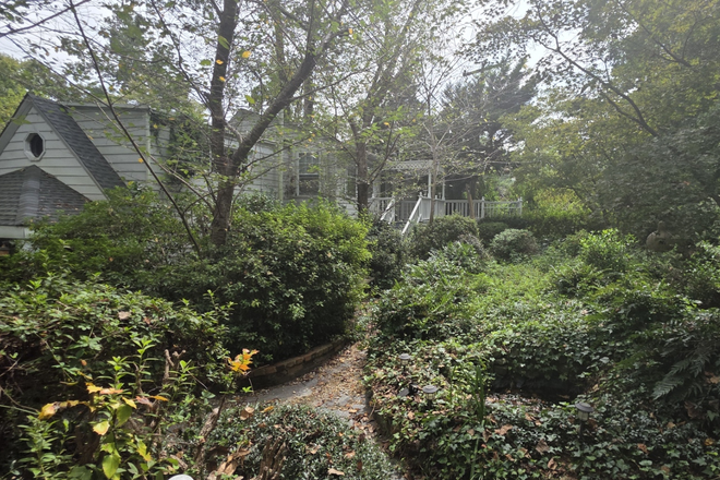 Garden - Hope Valley Historic House